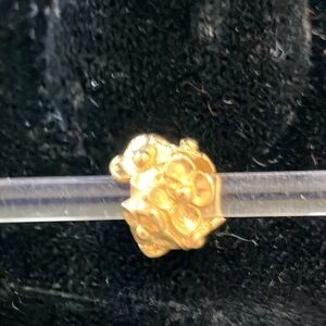 Trollbeads 18k gold Hydrangea bead